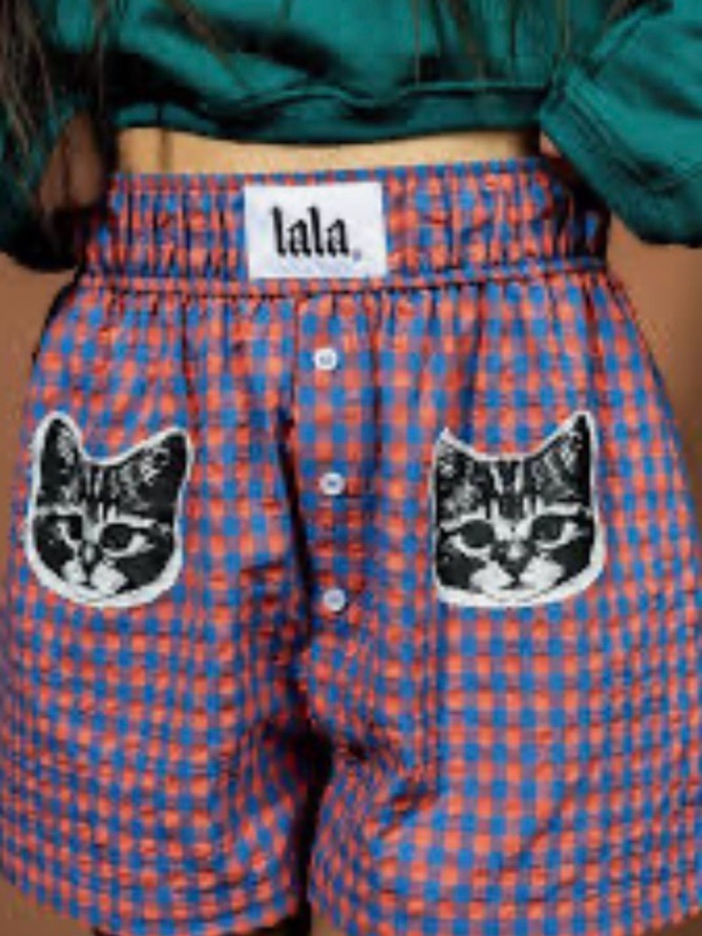 ISO dressed in lala shorts looking for any size between L, xl, XXL
